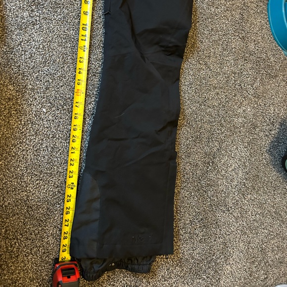 Snow pants - Picture 3 of 4